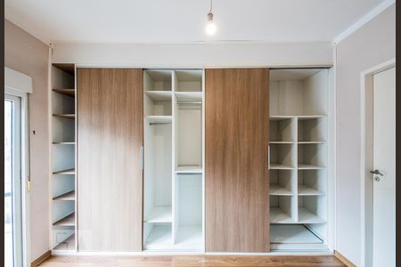 Casa à venda com 150m², 3 quartos e 5 vagasSuíte 1