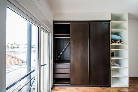 Casa à venda com 150m², 3 quartos e 5 vagasSuíte 3