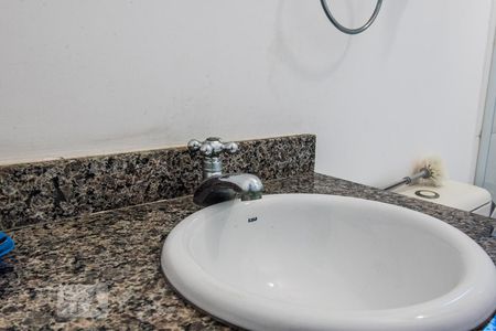 Casa à venda com 150m², 3 quartos e 5 vagasBanheiro 5