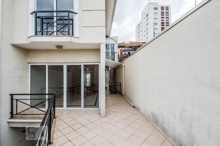 Casa à venda com 150m², 3 quartos e 5 vagasQuintal