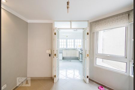 Casa à venda com 150m², 3 quartos e 5 vagasCopa