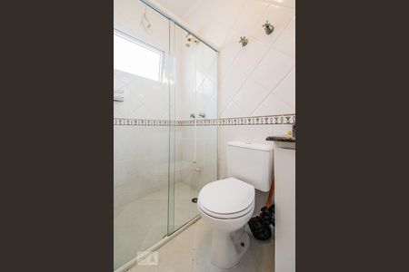 Casa à venda com 150m², 3 quartos e 5 vagasBanheiro da Suíte 2