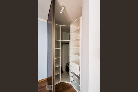 Casa à venda com 150m², 3 quartos e 5 vagasSuíte 2