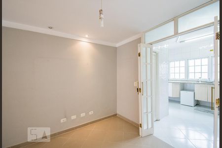 Casa à venda com 150m², 3 quartos e 5 vagasCopa