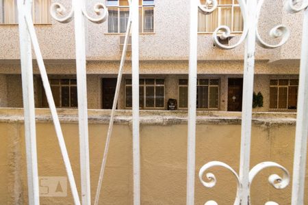 Vista da sala de apartamento para alugar com 2 quartos, 55m² em Méier, Rio de Janeiro