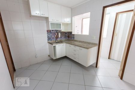 Cozinha de apartamento para alugar com 2 quartos, 63m² em Perdizes, São Paulo