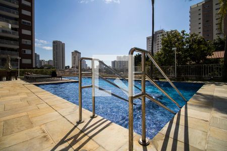 Apartamento à venda com 150m², 2 quartos e 3 vagasÁrea comum - Piscina