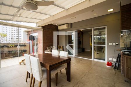 Apartamento à venda com 150m², 2 quartos e 3 vagasVaranda da Sala