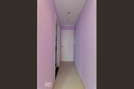 Corredor de apartamento para alugar com 3 quartos, 70m² em Loteamento Parque São Martinho, Campinas