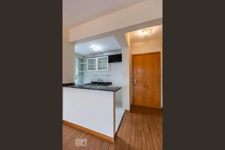 Cozinha de apartamento à venda com 2 quartos, 59m² em Cavalhada, Porto Alegre