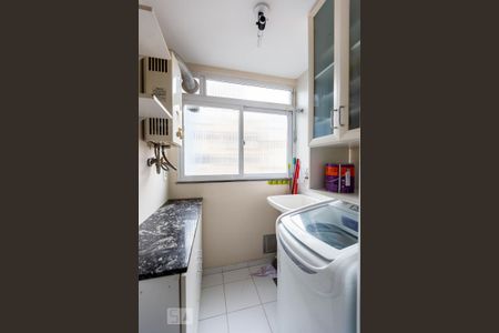 Apartamento à venda com 59m², 2 quartos e 1 vagaÁrea de Serviço
