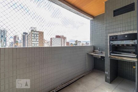 Varanda gourmet de apartamento à venda com 3 quartos, 150m² em Centro, Curitiba