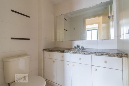 Apartamento à venda com 150m², 3 quartos e 2 vagas Apartamento à venda com 150m², 3 quartos e 2 vagasBanheiro social