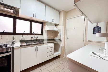 Apartamento à venda com 90m², 3 quartos e 2 vagas Apartamento à venda com 90m², 3 quartos e 2 vagasCozinha
