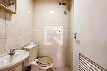 Apartamento à venda com 90m², 3 quartos e 2 vagas Apartamento à venda com 90m², 3 quartos e 2 vagasBanheiro de serviço