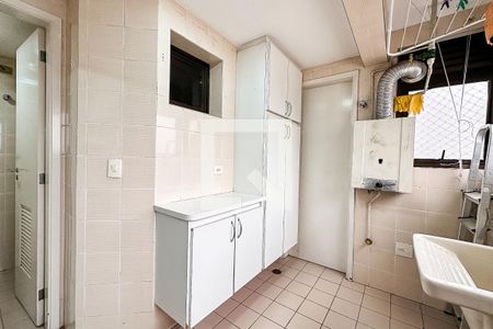 Apartamento à venda com 90m², 3 quartos e 2 vagas Apartamento à venda com 90m², 3 quartos e 2 vagasÁrea de Serviço