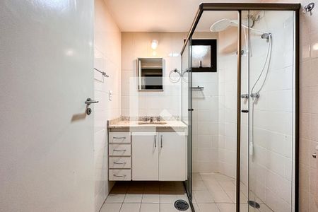 Apartamento à venda com 90m², 3 quartos e 2 vagas Apartamento à venda com 90m², 3 quartos e 2 vagasBanheiro Social