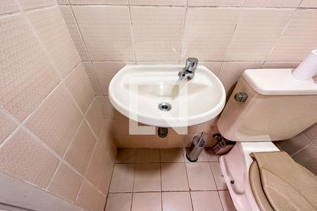 Apartamento à venda com 90m², 3 quartos e 2 vagas Apartamento à venda com 90m², 3 quartos e 2 vagasBanheiro de serviço