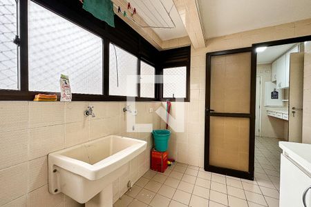 Apartamento à venda com 90m², 3 quartos e 2 vagas Apartamento à venda com 90m², 3 quartos e 2 vagasÁrea de Serviço