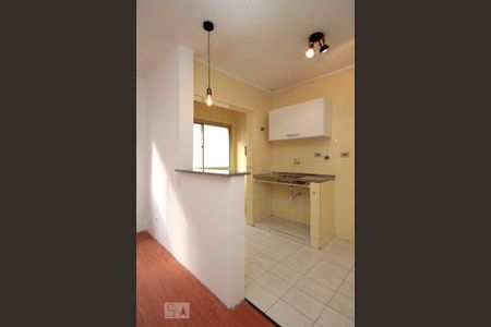 Cozinha de apartamento para alugar com 1 quarto, 40m² em Consolação, São Paulo