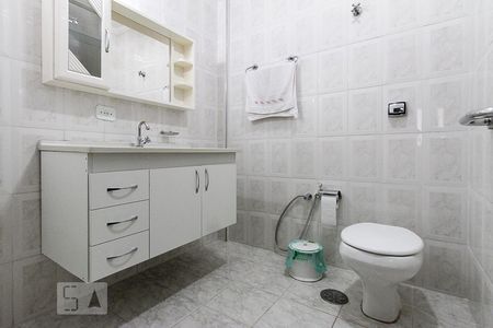 banheiro de apartamento para alugar com 3 quartos, 84m² em Parque São Jorge, São Paulo