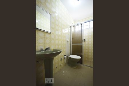 Banheiro de casa para alugar com 3 quartos, 145m² em Jardim Bonfiglioli, São Paulo
