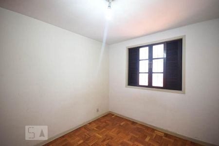 Quarto 2 de casa para alugar com 3 quartos, 145m² em Jardim Bonfiglioli, São Paulo