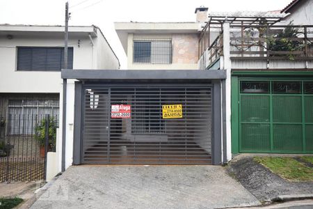 Casa para alugar com 145m², 3 quartos e 2 vagasFachada
