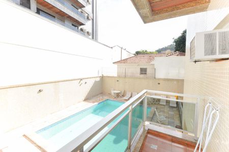 Apartamento à venda com 138m², 3 quartos e 2 vagasVaranda sala