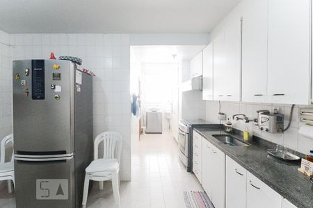 Apartamento à venda com 138m², 3 quartos e 2 vagasCozinha