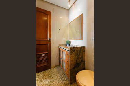 Apartamento à venda com 138m², 3 quartos e 2 vagasBanheiro suíte