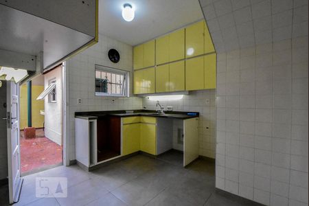 Casa à venda com 140m², 3 quartos e 2 vagasCozinha