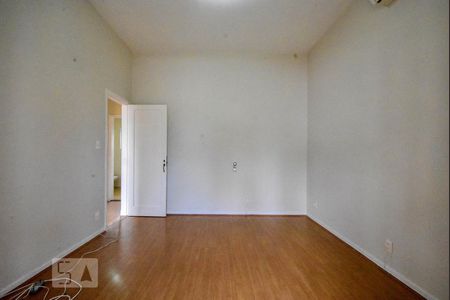 Casa à venda com 140m², 3 quartos e 2 vagasQuarto 01