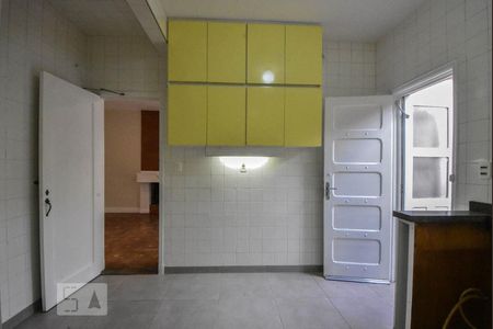 Casa à venda com 140m², 3 quartos e 2 vagasCozinha