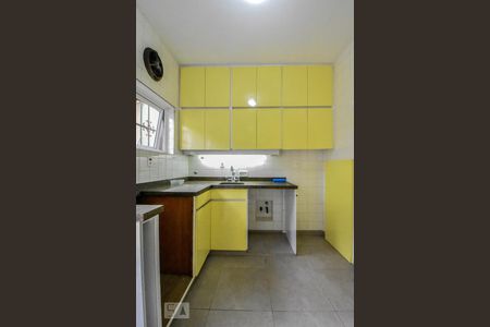 Casa à venda com 140m², 3 quartos e 2 vagasCozinha