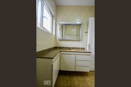 Casa à venda com 140m², 3 quartos e 2 vagasBanheiro 02