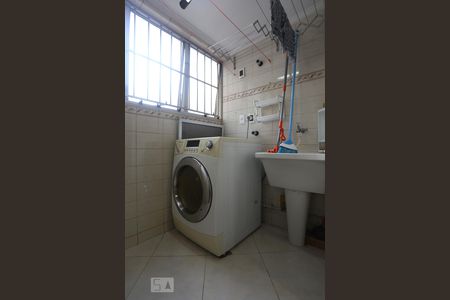 Apartamento para alugar com 60m², 2 quartos e 1 vaga Apartamento para alugar com 60m², 2 quartos e 1 vagaÁrea de Serviço