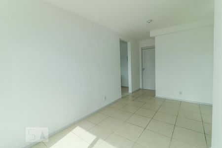Sala de apartamento para alugar com 2 quartos, 54m² em Jacarepaguá, Rio de Janeiro
