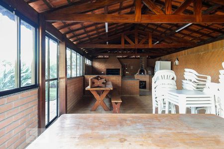 Apartamento à venda com 135m², 3 quartos e 2 vagasChurrasqueira 