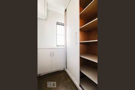 Apartamento à venda com 135m², 3 quartos e 2 vagasQuarto de serviço 