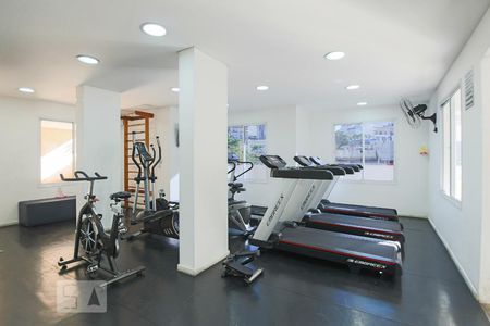 Apartamento para alugar com 48m², 2 quartos e 1 vaga Apartamento para alugar com 48m², 2 quartos e 1 vagaAcademia