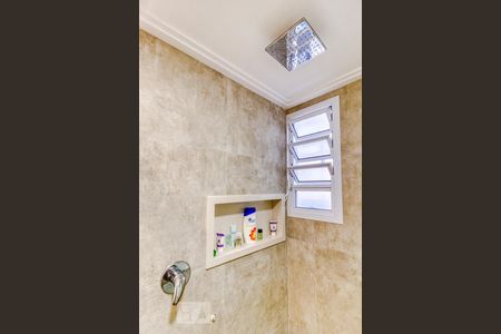 Banheiro de apartamento para alugar com 2 quartos, 76m² em Moema, São Paulo