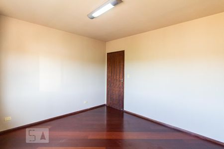 Casa para alugar com 350m², 5 quartos e 8 vagas Casa para alugar com 350m², 5 quartos e 8 vagasQuarto 4