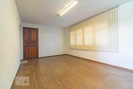 Casa para alugar com 350m², 5 quartos e 8 vagas Casa para alugar com 350m², 5 quartos e 8 vagasSala 1