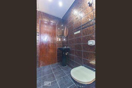 Casa para alugar com 350m², 5 quartos e 8 vagas Casa para alugar com 350m², 5 quartos e 8 vagasBanheiro 3