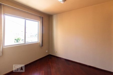 Casa para alugar com 350m², 5 quartos e 8 vagas Casa para alugar com 350m², 5 quartos e 8 vagasQuarto 3
