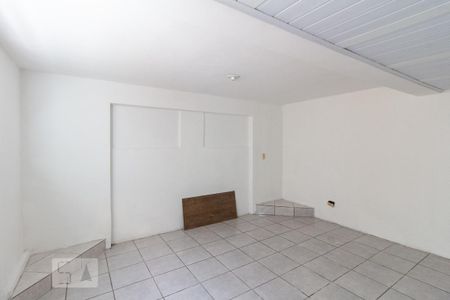 Casa para alugar com 350m², 5 quartos e 8 vagas Casa para alugar com 350m², 5 quartos e 8 vagasPorão