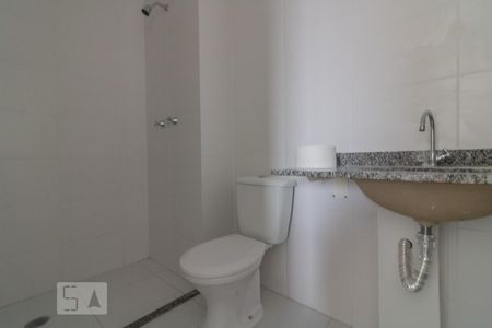 Banheiro de apartamento à venda com 3 quartos, 65m² em Santa Maria, São Caetano do Sul