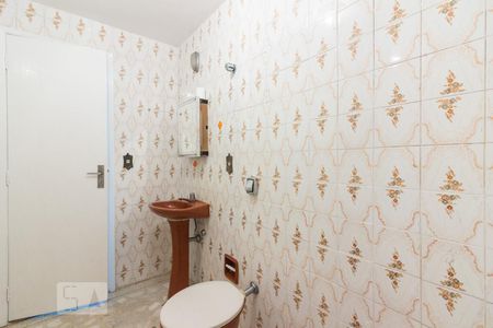 Banheiro de apartamento à venda com 2 quartos, 54m² em Santa Teresinha, São Paulo