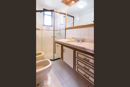 Apartamento à venda com 400m², 4 quartos e 5 vagasBanheiro Suíte 2